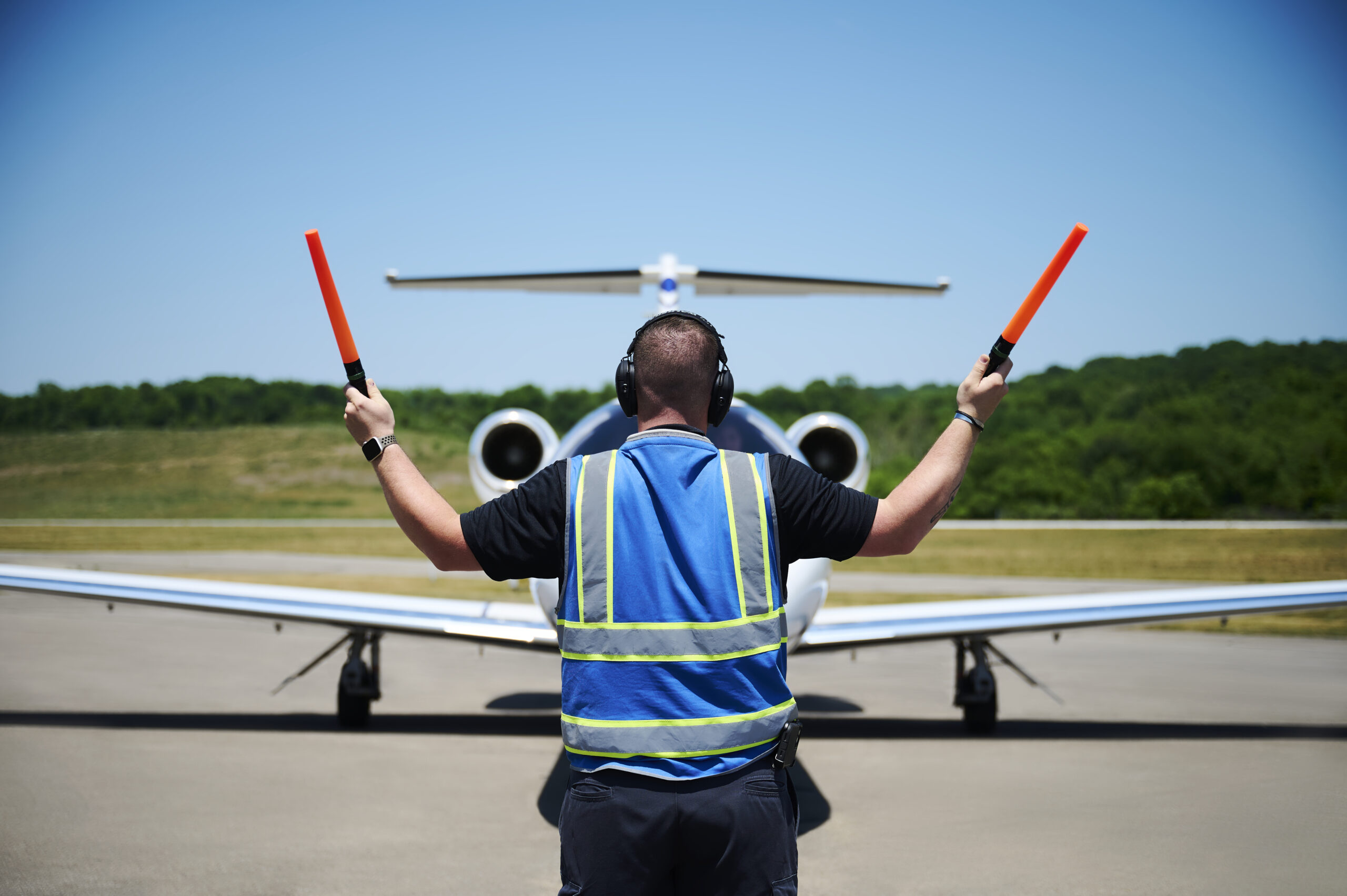 private jet center associate taxi private jet for takeoff