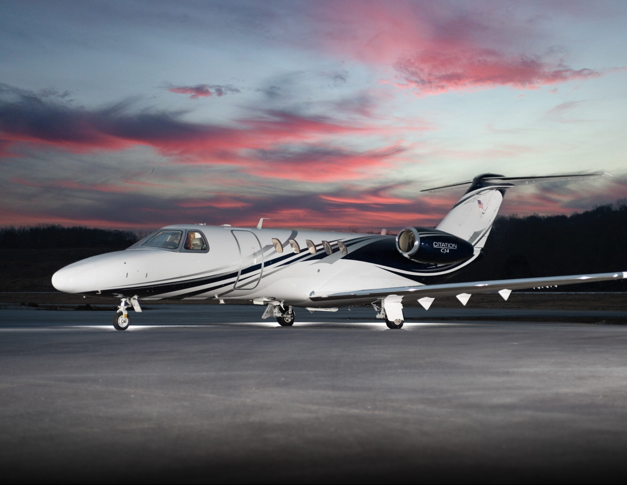 Light Cabin Jets
